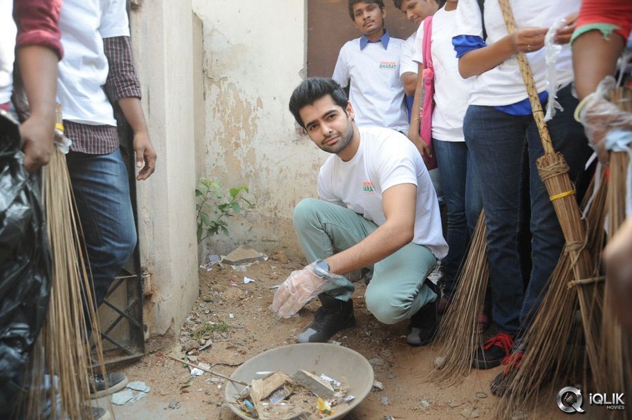 Ram-Pothineni-Joins-Swachh-Bharath-Campaign